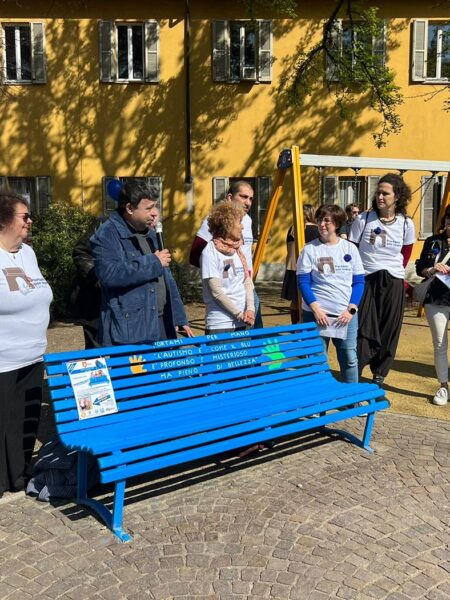 14-portamipermano-panchina-blu