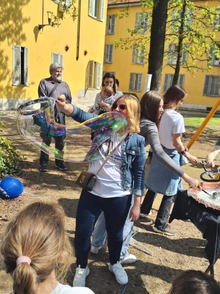 24-portamipermano-panchina-blu