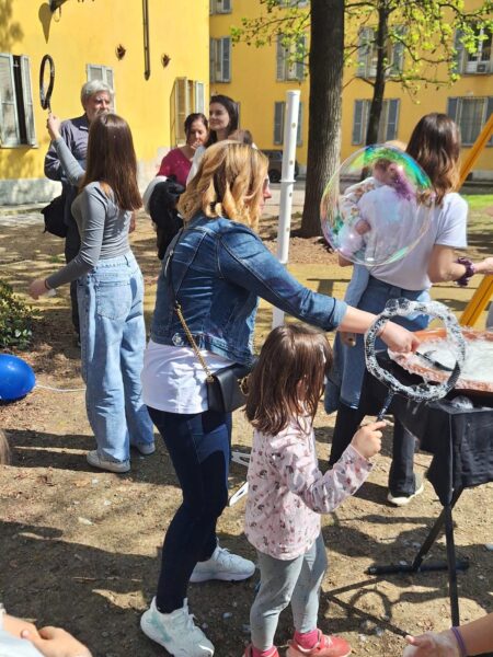 25-portamipermano-panchina-blu